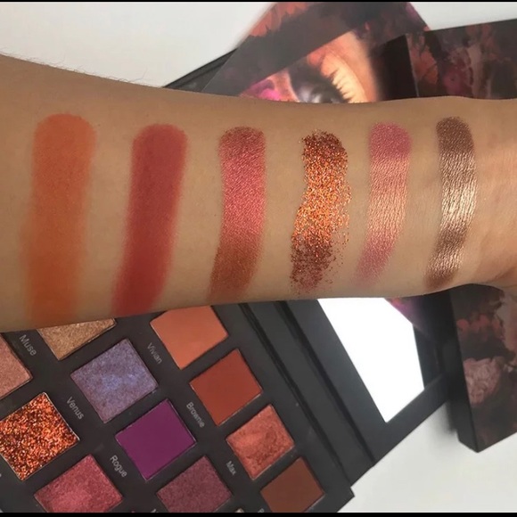 18 Color Eyeshadow palette. - Picture 6 of 6